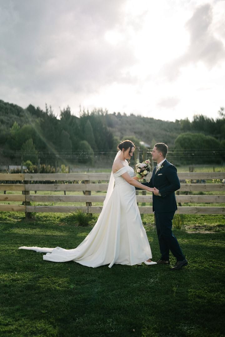 Kiwiesque Wedding Ceremony Bride and Groom